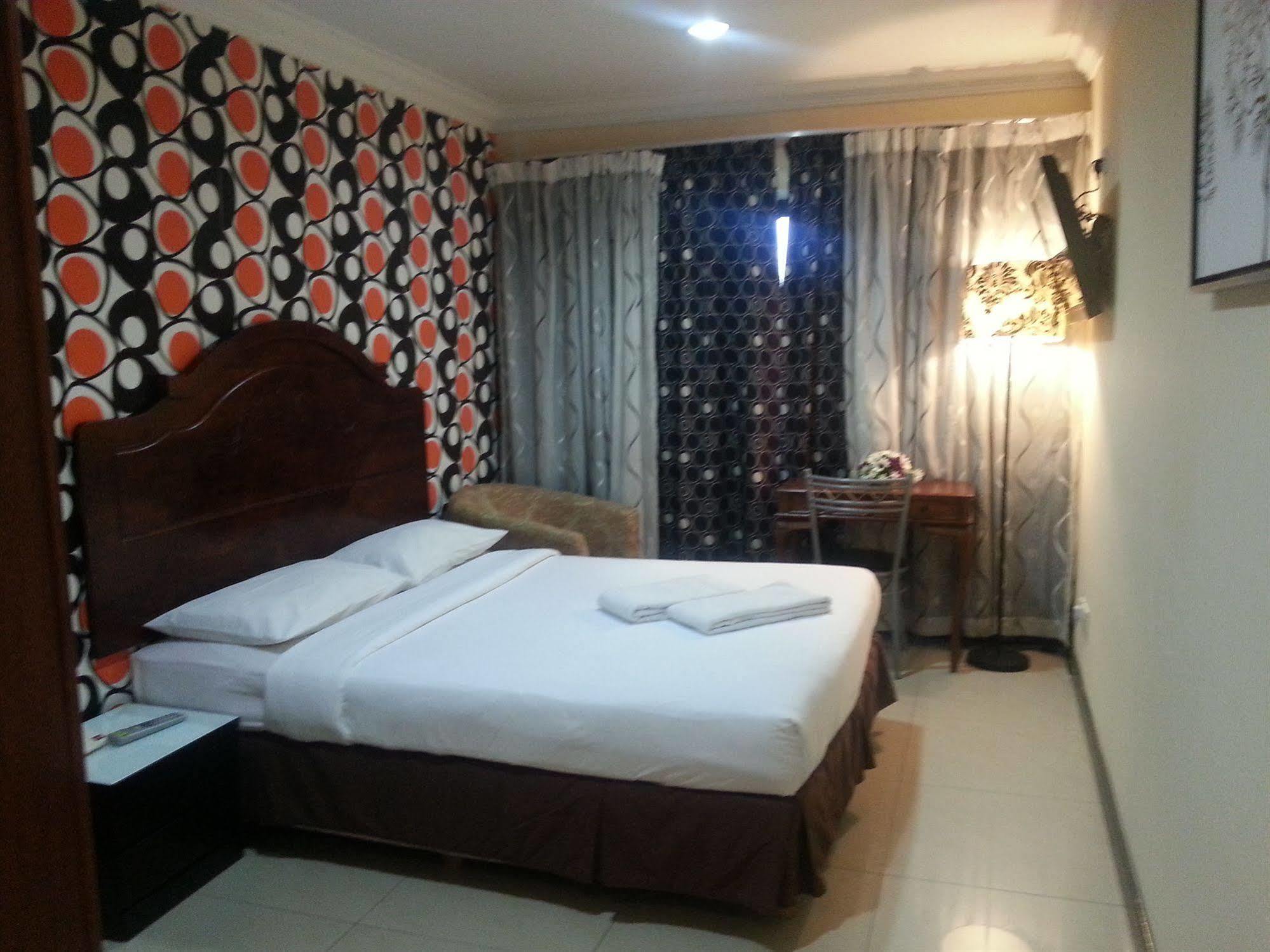 Oyo 390 Mayview Glory Hotel Kuala Lumpur Buitenkant foto